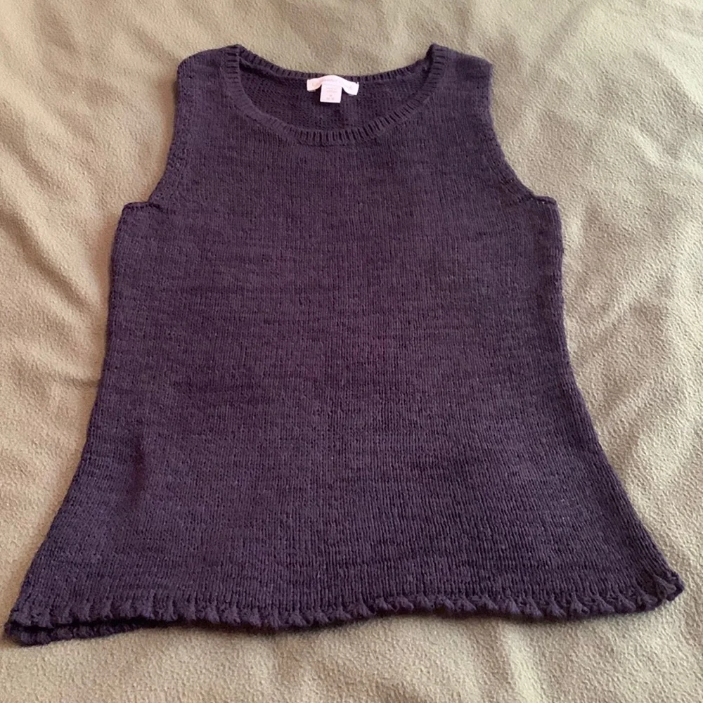 Coldwater Creek sleeveless purple sweater. Size Medium. Ruffled bottom edge. - Picture 1 of 4